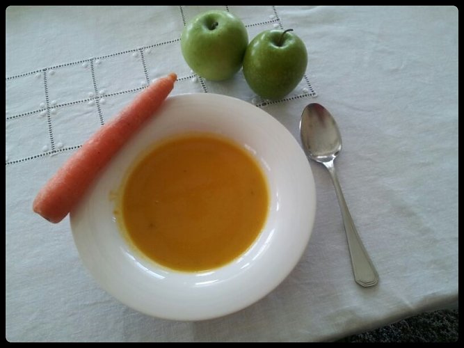 Apple soup